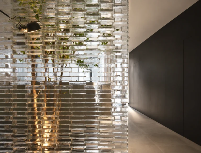 Crystal Bricks & Blocks — Application reference 013