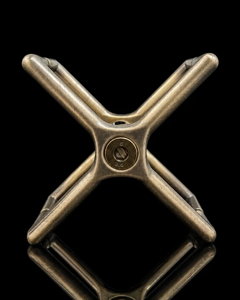 Fixing & Suspension Systems — Fixing detail 006