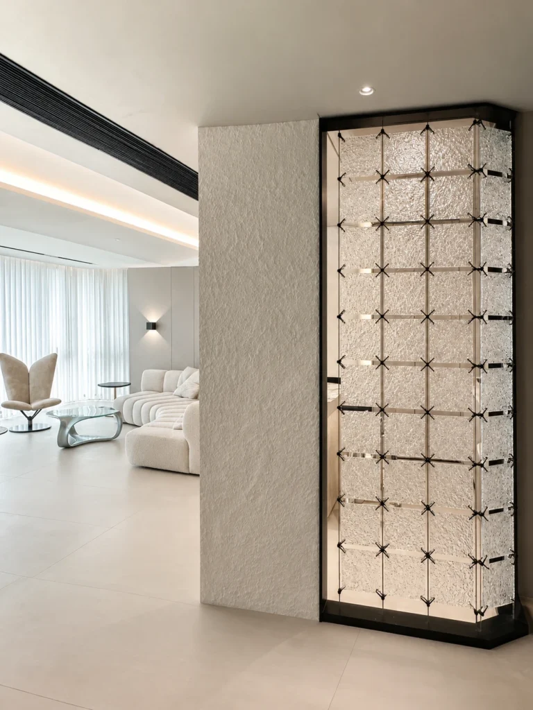 Square Crystal Panels & Modules — Application reference 017